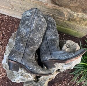 Corral Full-grain Gray Leather Silver Glitter Inlay Snip Toe Boot size 6